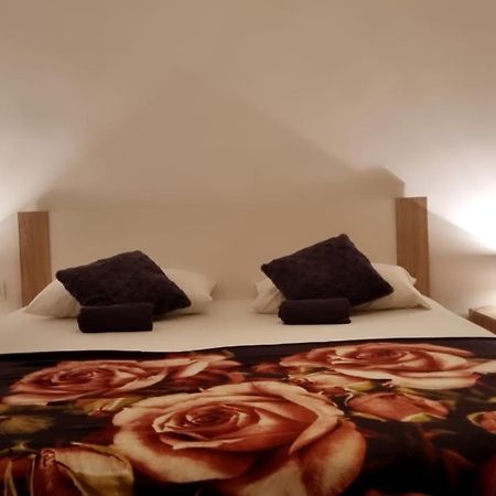 Umago Inn Kültér fotó